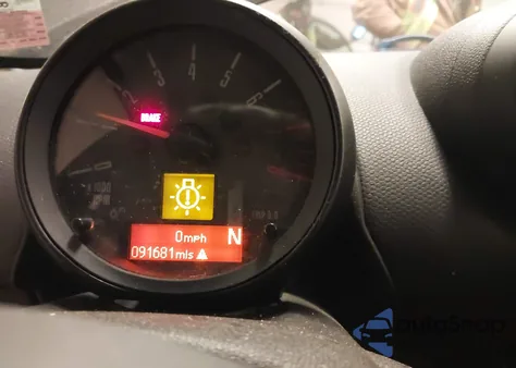 2015 Mini Countryman Cooper S z USA, uszkodzony, nr VIN WMWZC5C50FWP49001